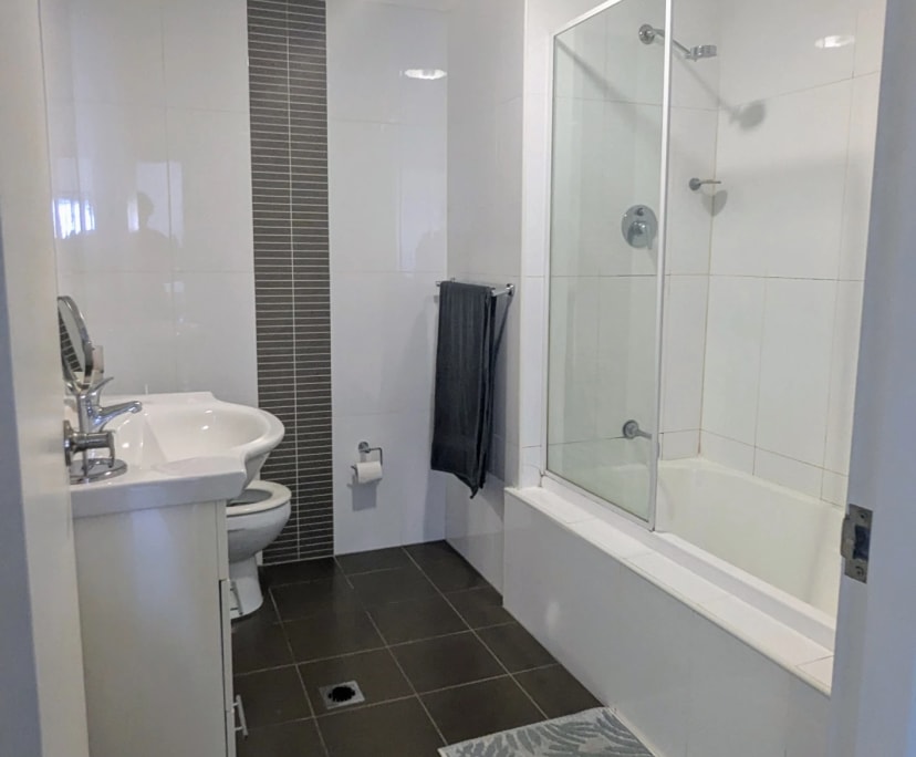 Whole property with 2 rooms for rent