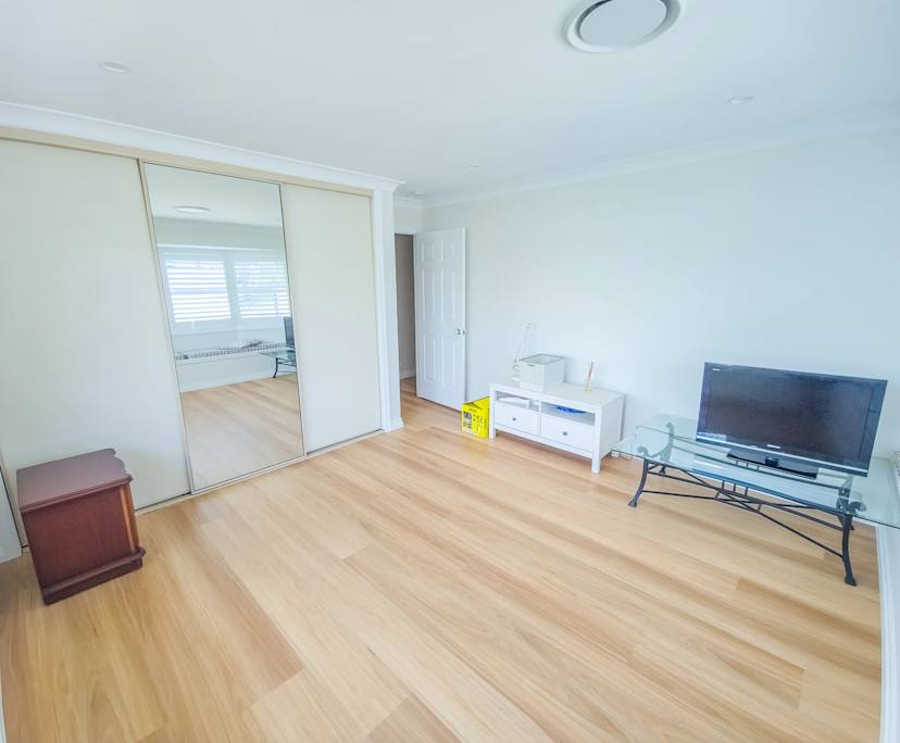 $350-400, Share-house, 2 rooms, Carindale QLD 4152, Carindale QLD 4152