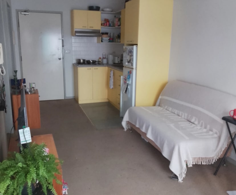 Furnished room in a flatshare