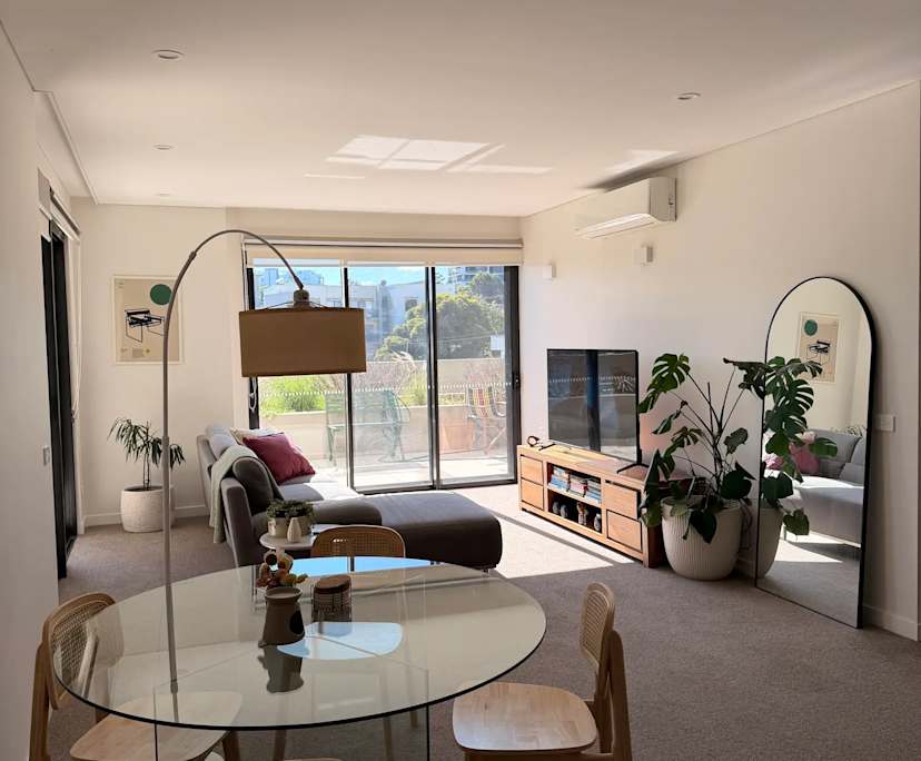 Unfurnished room with own bathroom
