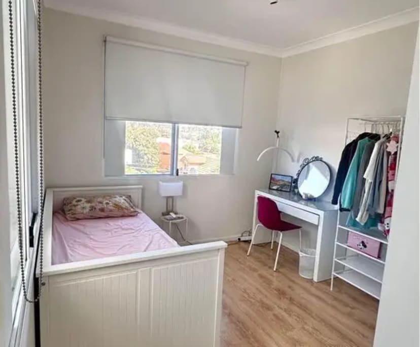 Furnished room with own bathroom