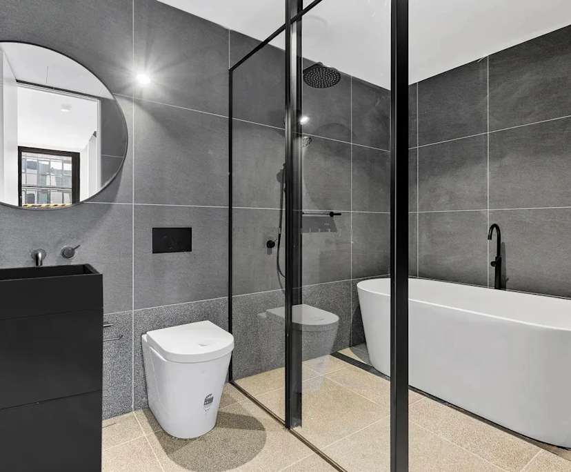 Room in a share house