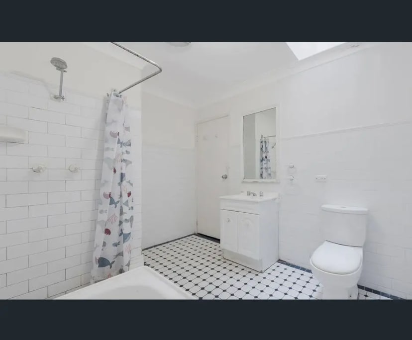 Room in a share house