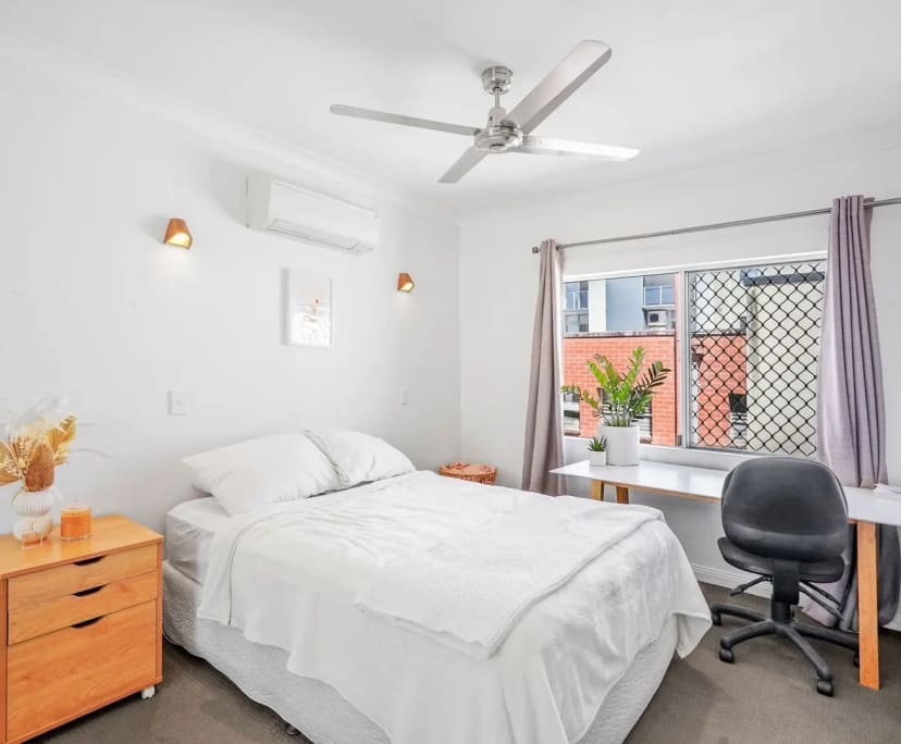 Room for Rent in Cairns City, Cairns 267, Furnish...