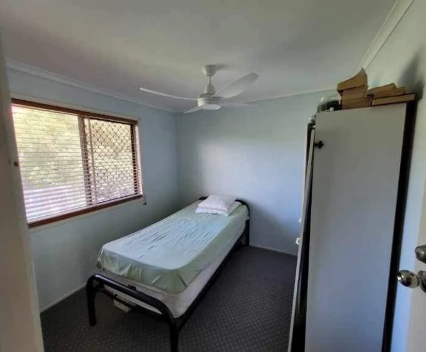 Unfurnished room in a share house