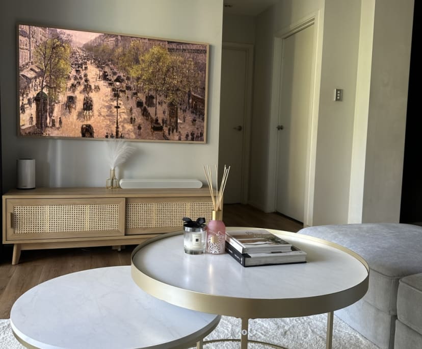 Furnished room with ensuite in a flatshare