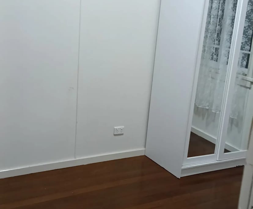 $340, Share-house, 4 bathrooms, Sandgate QLD 4017