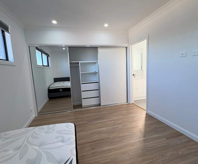 $250, Share-house, 2 bathrooms, Noble Park VIC 3174