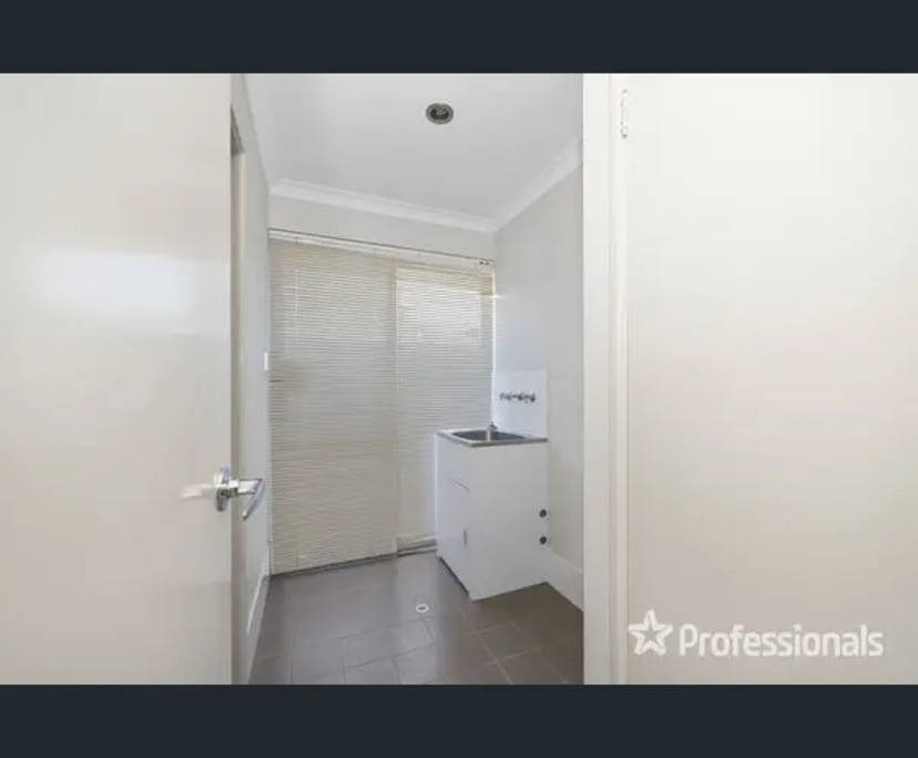 $300, Share-house, 4 bathrooms, Butler WA 6036