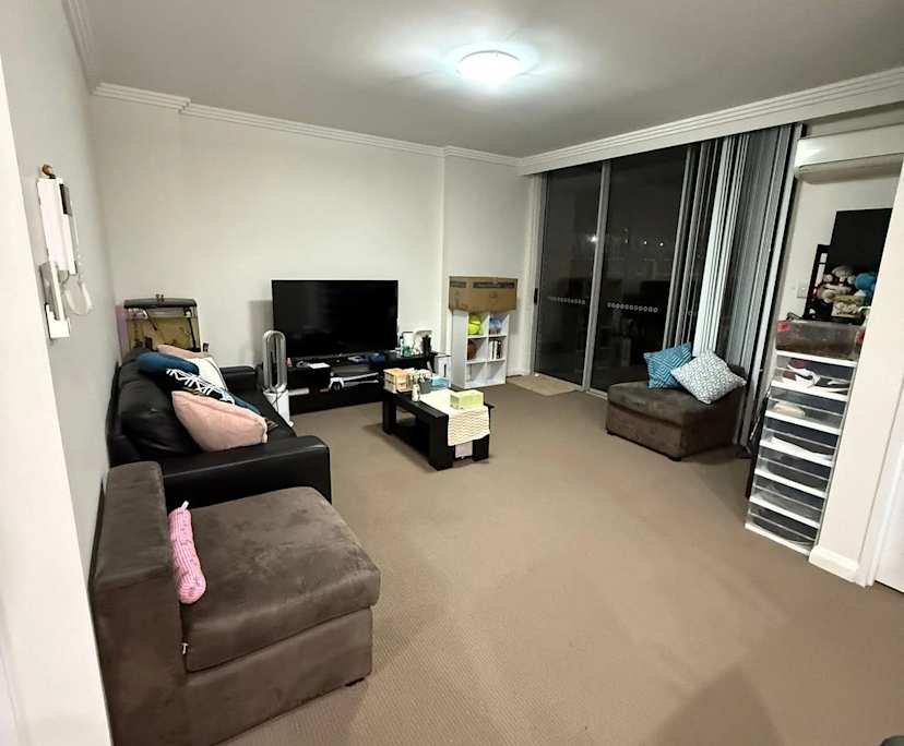Furnished room in a flatshare