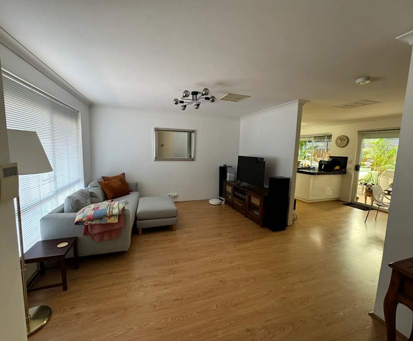 Unfurnished room in a share house