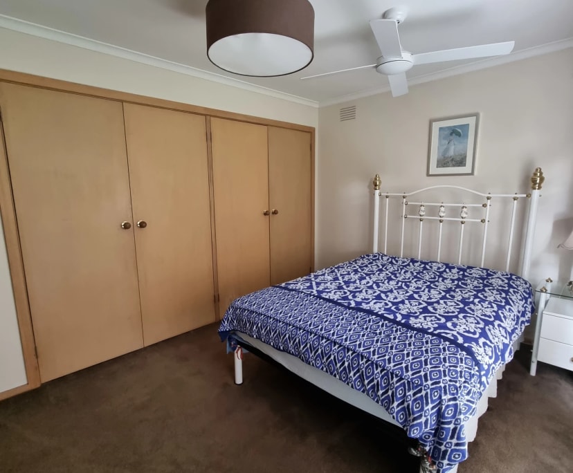 Room for Rent in Wheelers Hill, Melbourne 215, Fu...