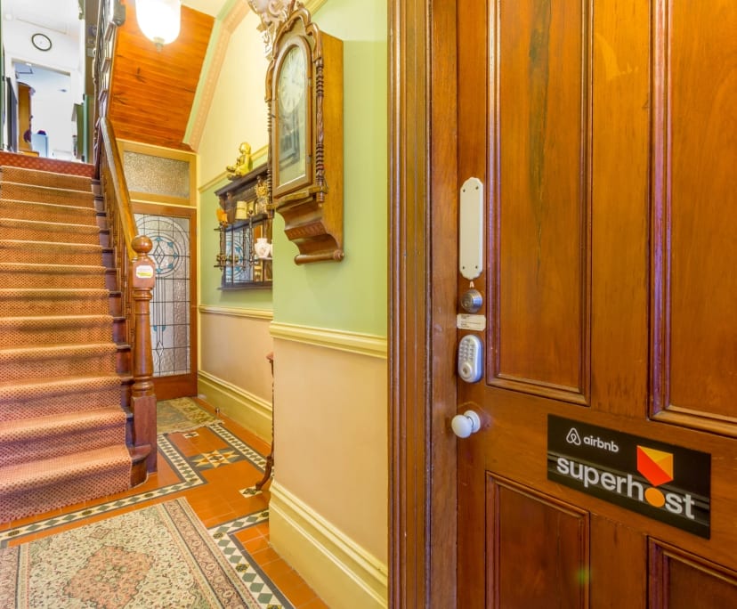 $970, 1-bed, 1 bathroom, Surry Hills NSW 2010