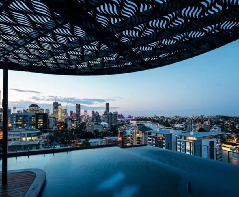 Unfurnished room with own bathroom