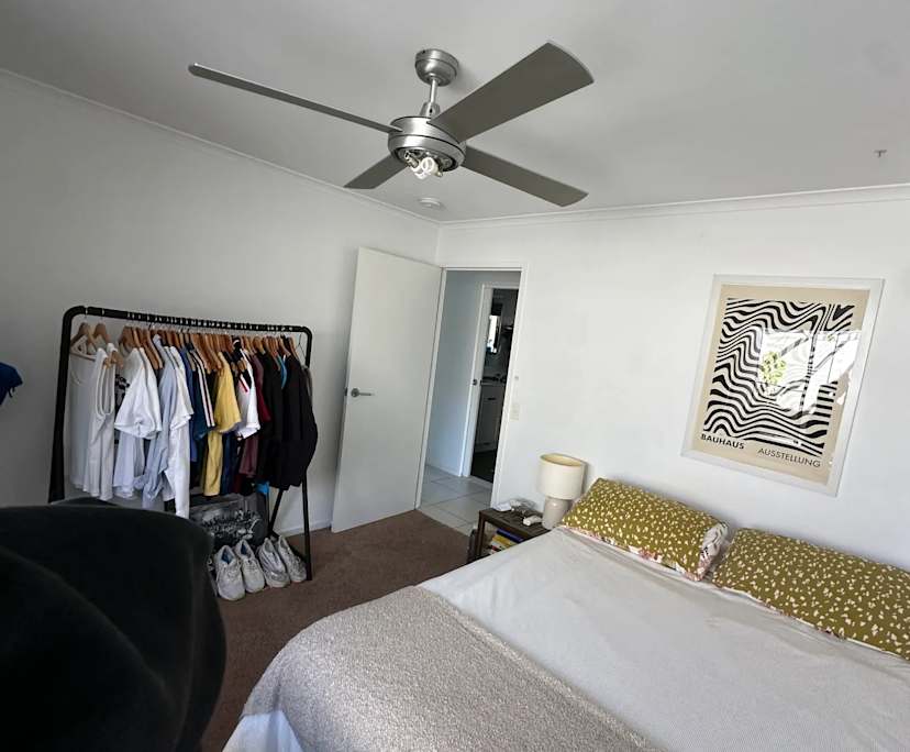 Unfurnished room in a share house