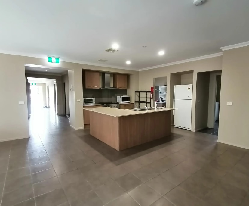 Furnished room in a share house