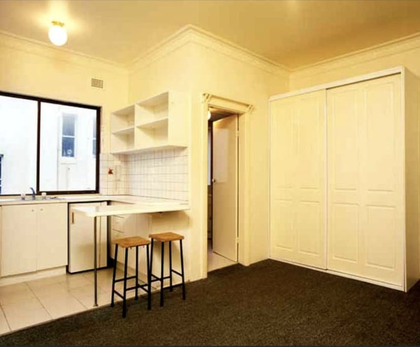 Room studio flat for rent