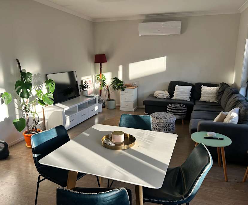 Unfurnished room in a share house