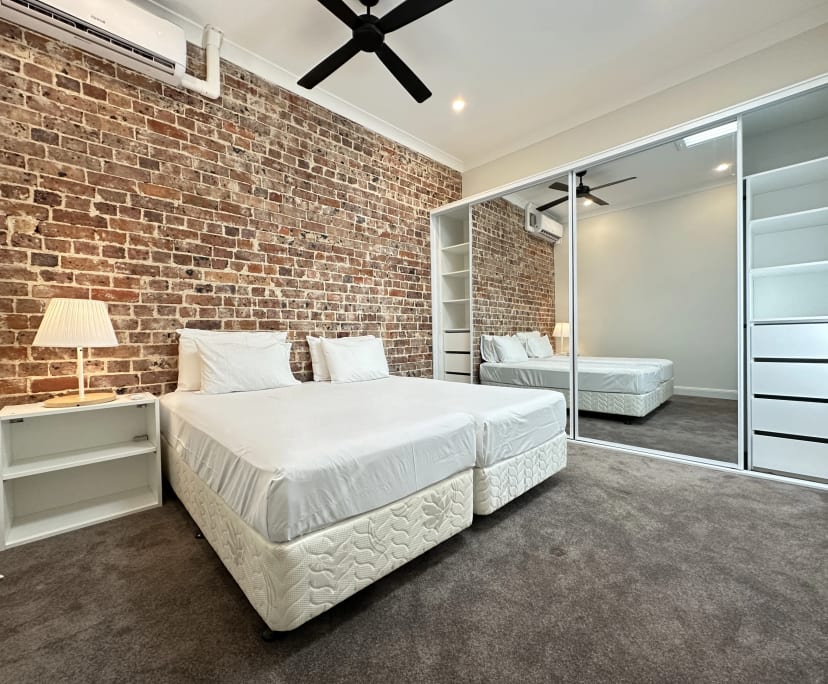 Furnished room in a share house