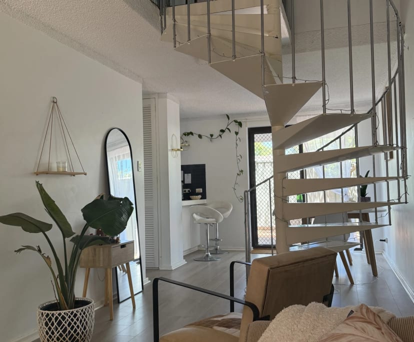 $350, Share-house, 3 bathrooms, Nedlands WA 6009