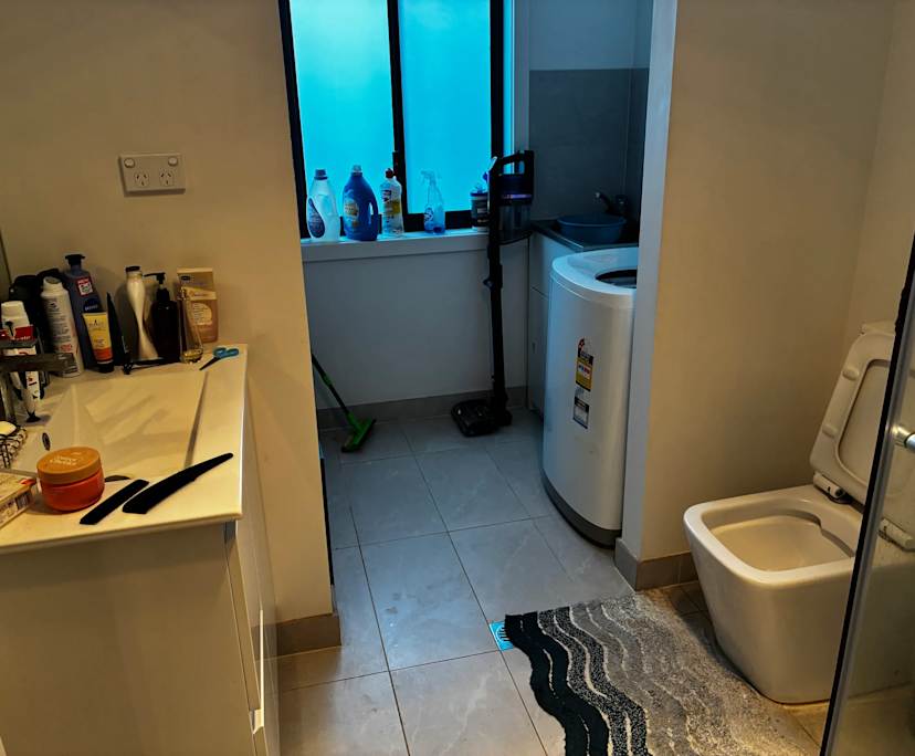 $250, Flatshare, 2 bathrooms, Marayong NSW 2148