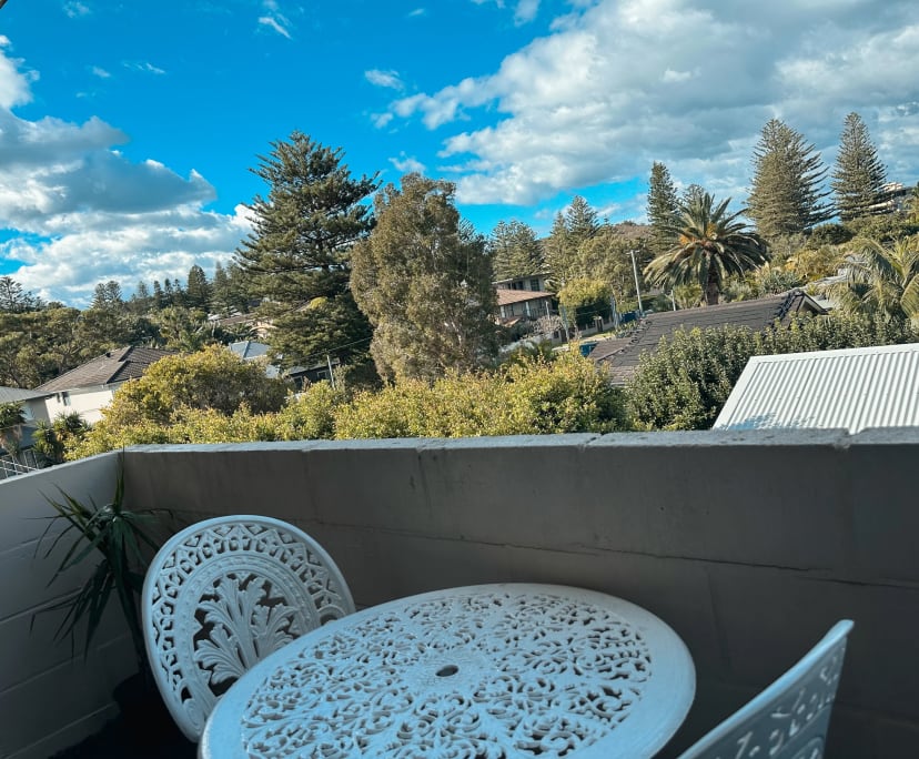 Furnished room in a flatshare