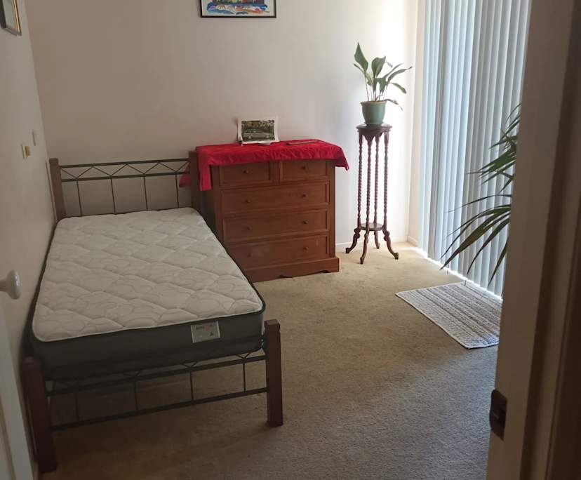 Furnished room with own bathroom