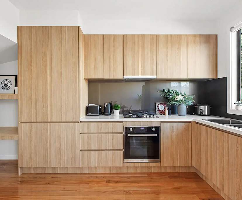 $305, Share-house, 6 bathrooms, Kingsbury VIC 3083