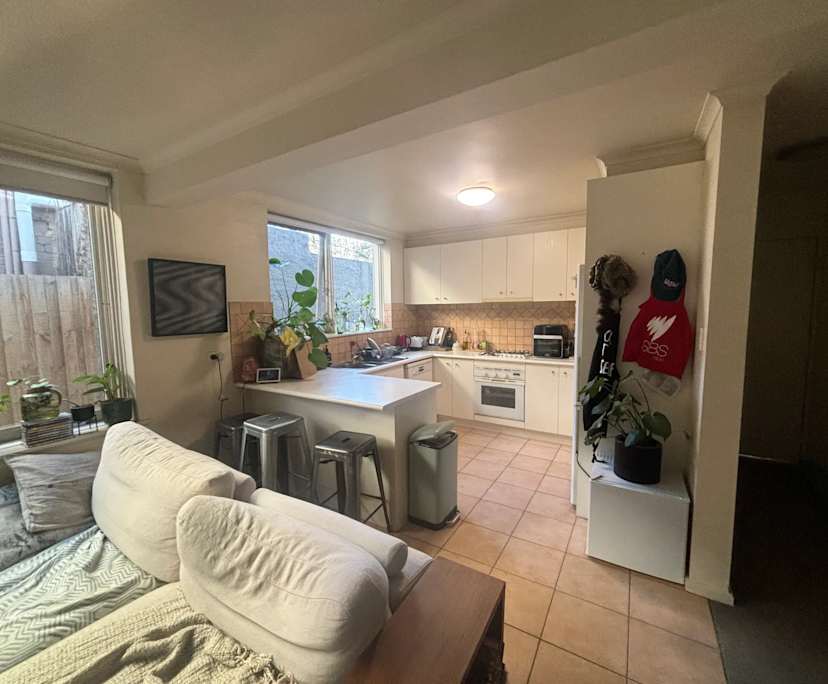 Whole property with 2 rooms for rent
