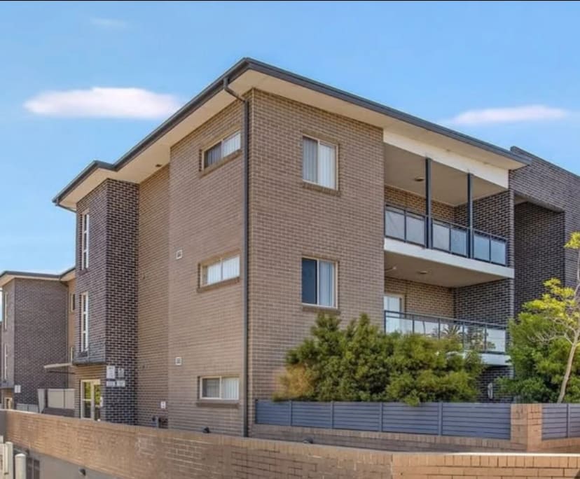 $300, Whole-property, 2 bathrooms, Guildford NSW 2161