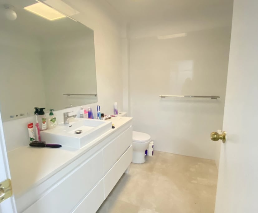 $400, Share-house, 3 bathrooms, Robina QLD 4226