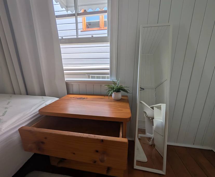 $300, Share-house, 3 bathrooms, West End QLD 4101