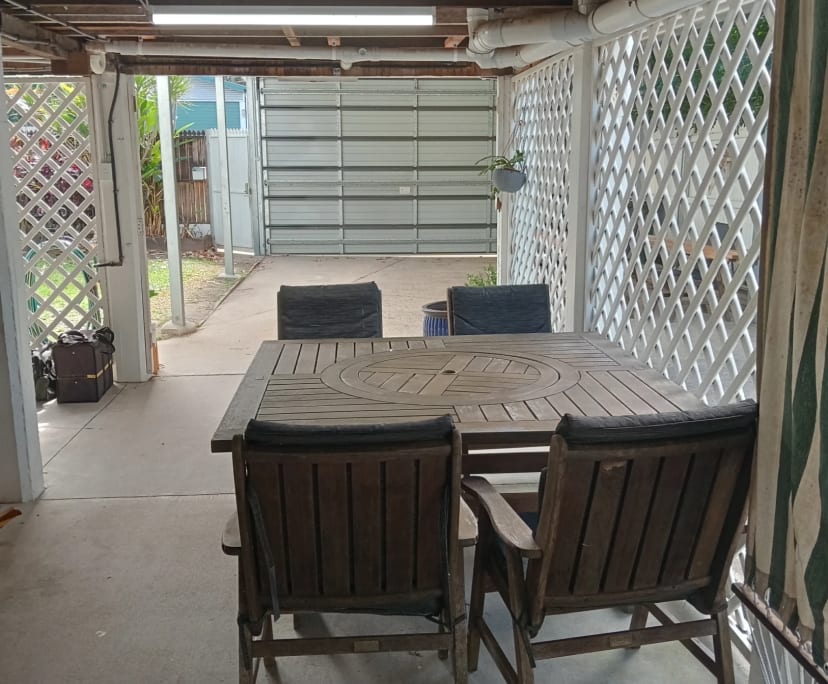 $300, Share-house, 3 bathrooms, Bungalow QLD 4870