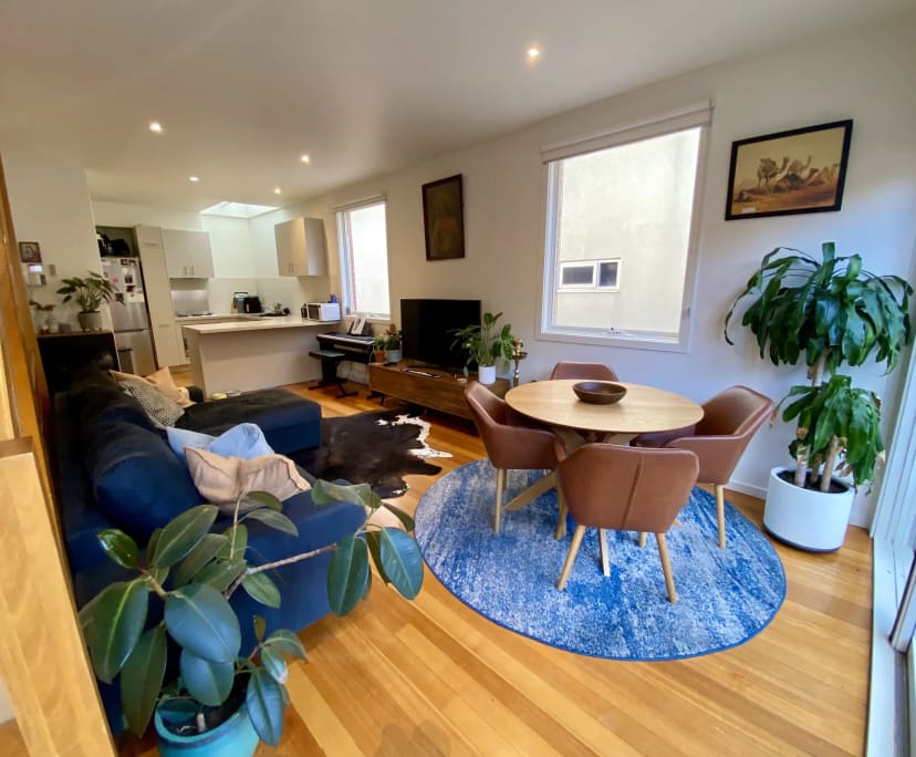 Whole property with 3 rooms for rent