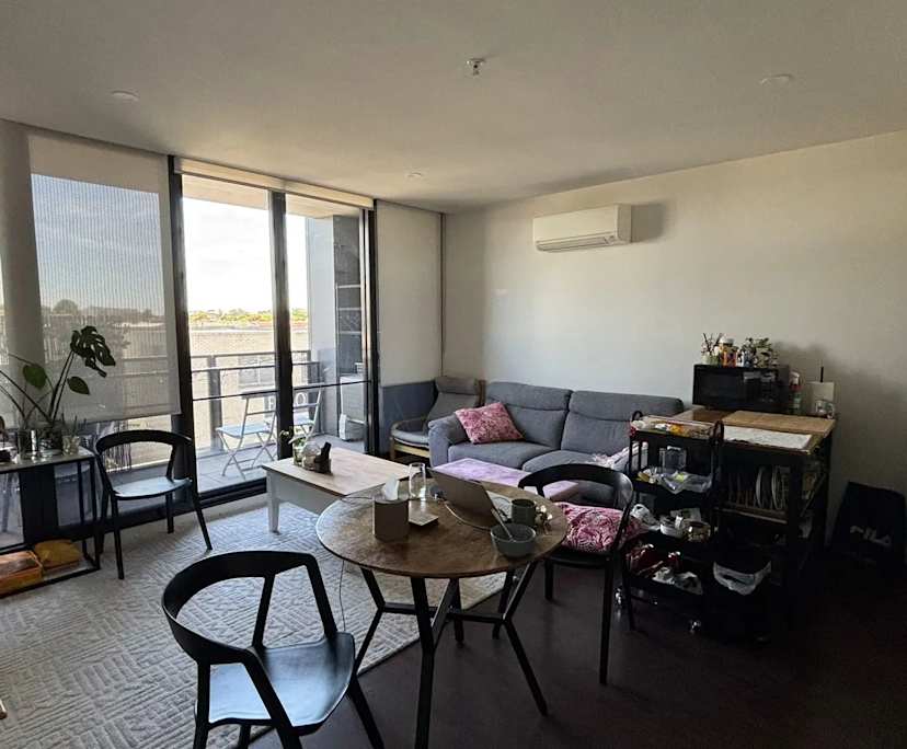 Furnished room with own bathroom