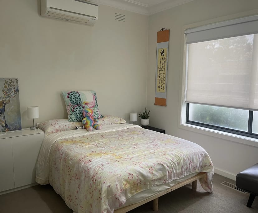 Furnished room in a share house