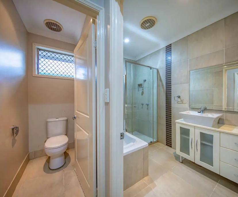 $200, Share-house, 4 bathrooms, Belvedere QLD 4860