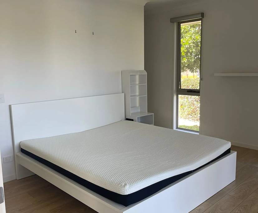 $325, Share-house, 4 bathrooms, Hope Island QLD 4212