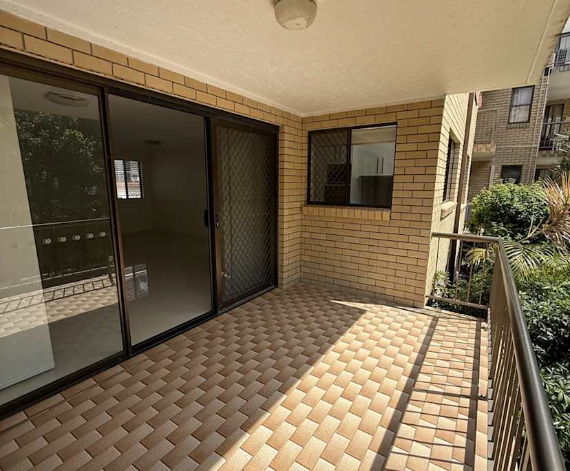 $260, Flatshare, 3 bathrooms, Mermaid Beach QLD 4218