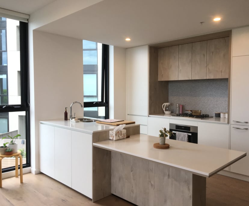 Furnished room with ensuite in a flatshare