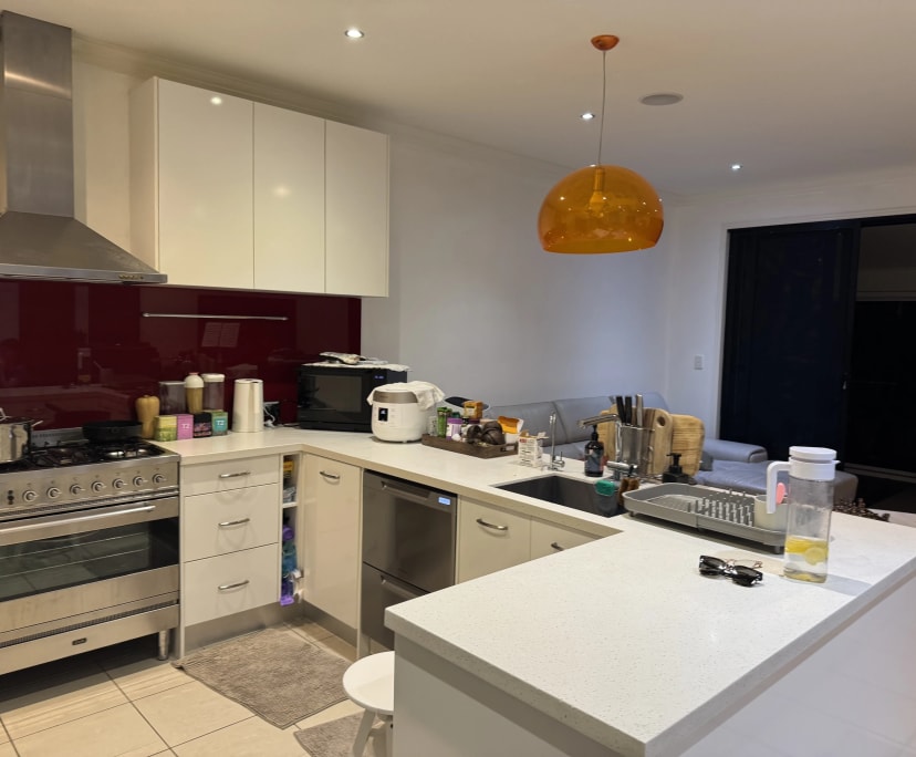 $280, Flatshare, 5 bathrooms, Indooroopilly QLD 4068