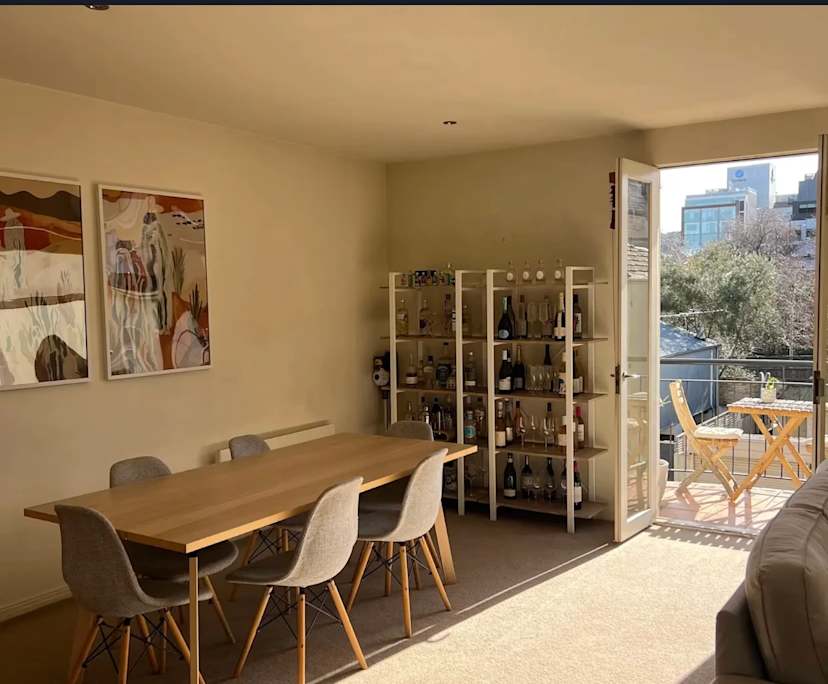 Unfurnished room in a flatshare