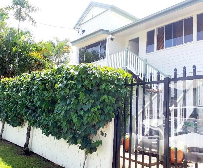 $350, Share-house, 5 bathrooms, Parramatta Park QLD 4870