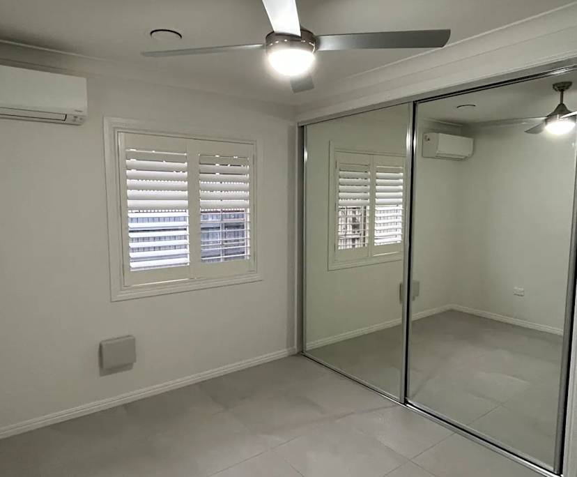 Unfurnished room in a share house