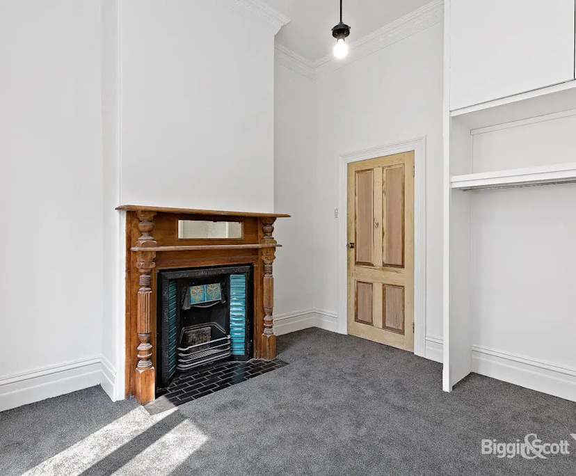 $923, Whole-property, 2 bathrooms, Abbotsford VIC 3067