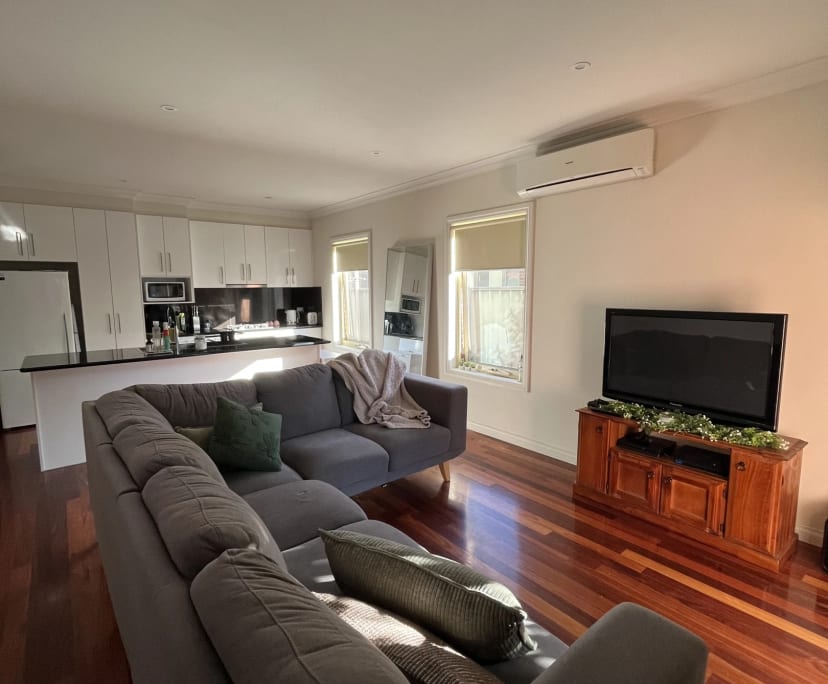 Unfurnished room in a share house