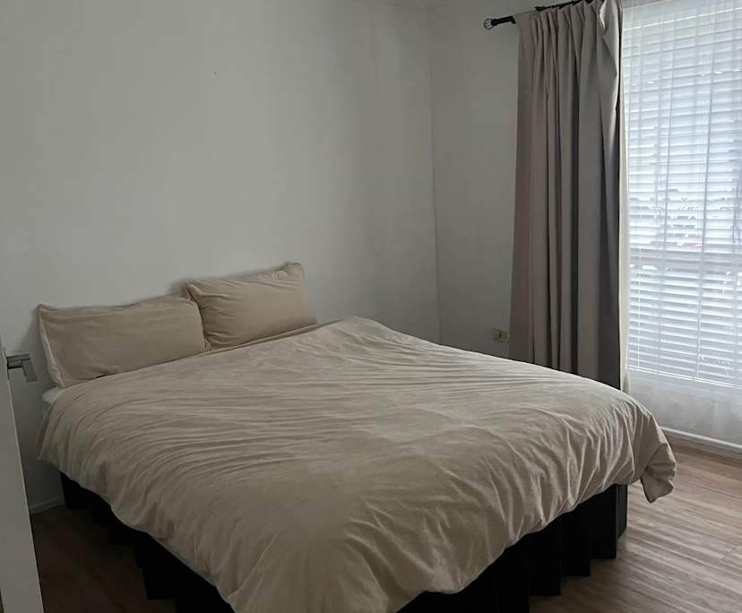 Unfurnished room in a share house