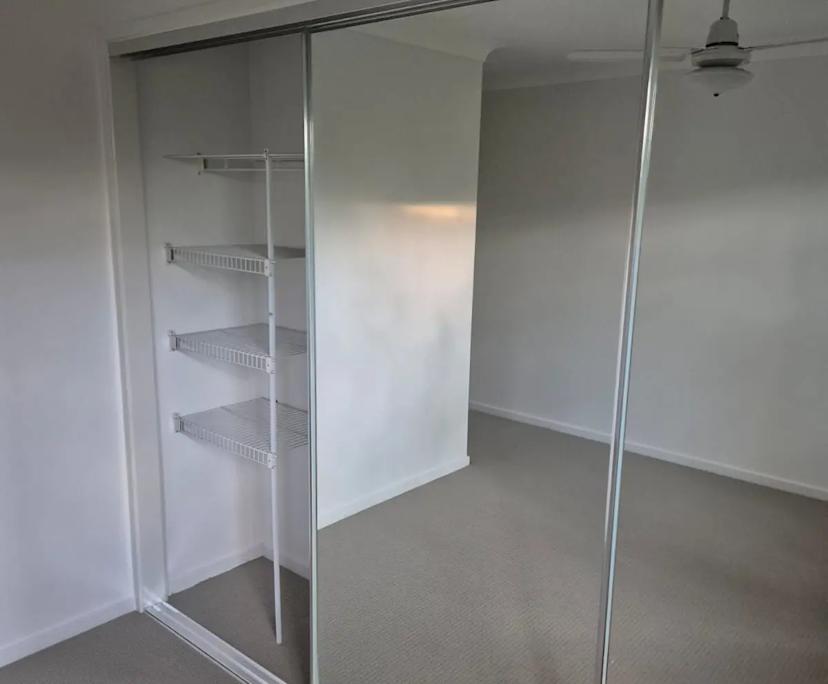 Unfurnished room in a share house