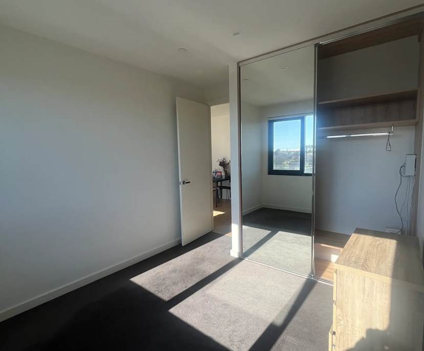 Furnished room with own bathroom