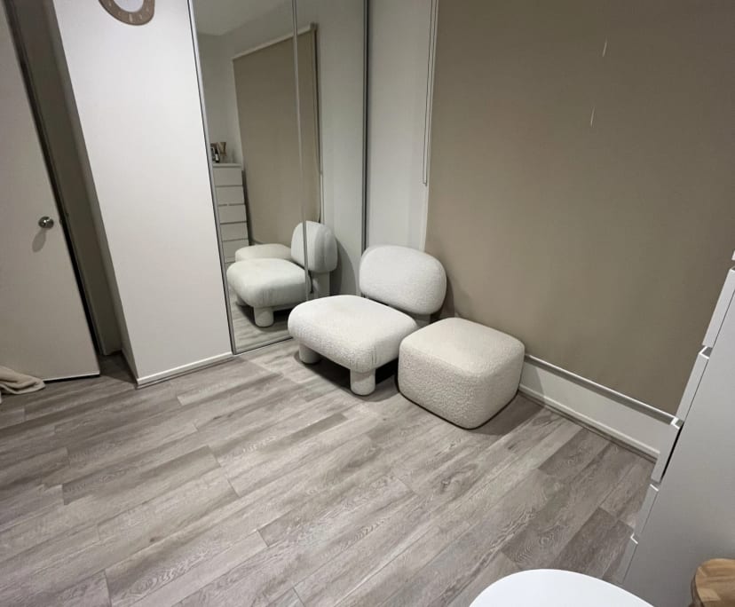 Unfurnished room with own bathroom